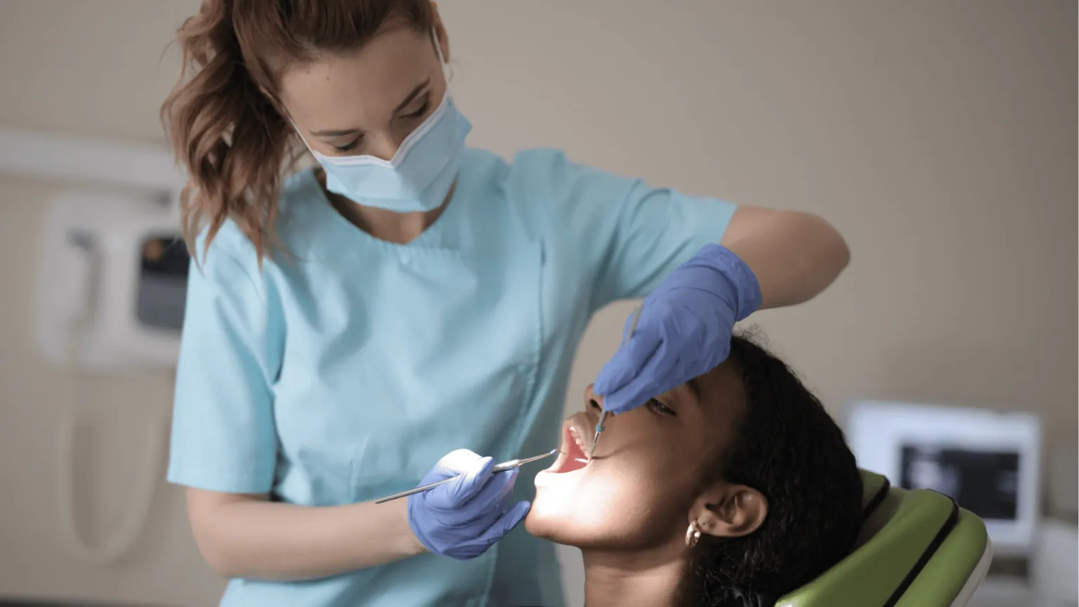 Root Canal vs. Tooth Extraction: Which Is the Better Option?